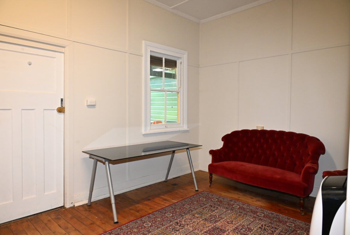 Commercial Office Room in Wollombi Village